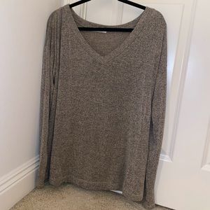 Renee C. size small heather grey V neck sweater